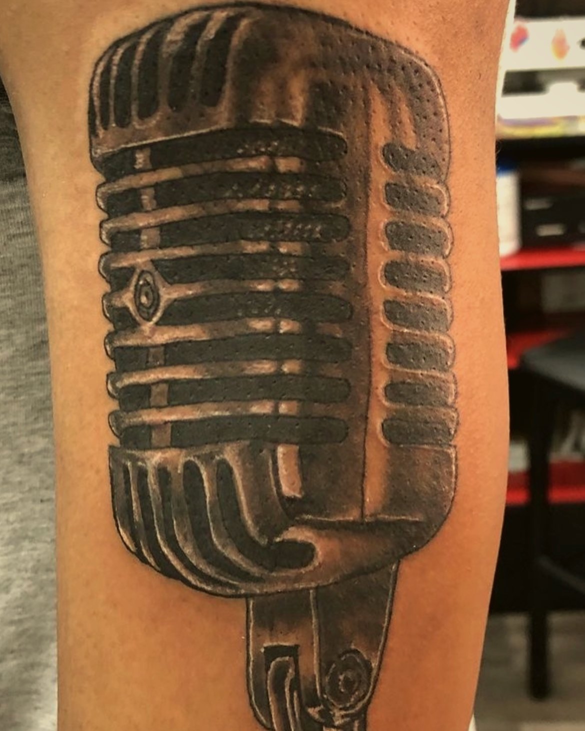 Vintage microphone, black & grey realism — by Paul Aroca, Crown Ink Studio Brooklyn