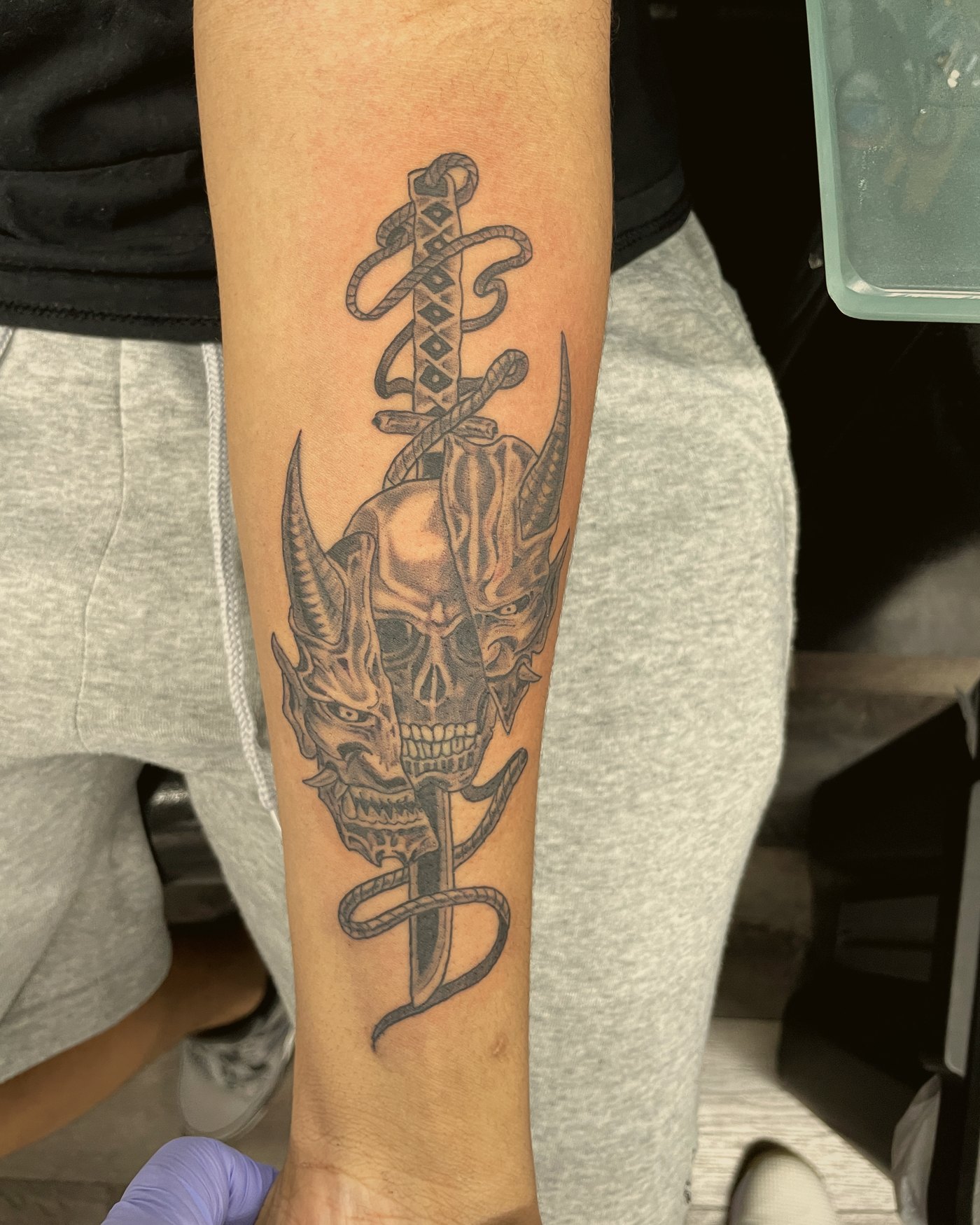 Skull and dagger, black & grey — by Paul Aroca, Crown Ink Studio Brooklyn